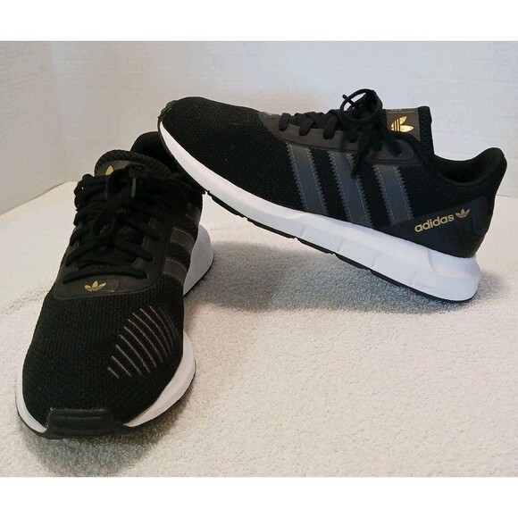 Adidas Originals Swift Run Black/Gray Gold Logo Womens 8 FW1645 Athletic Shoes - Picture 1 of 16